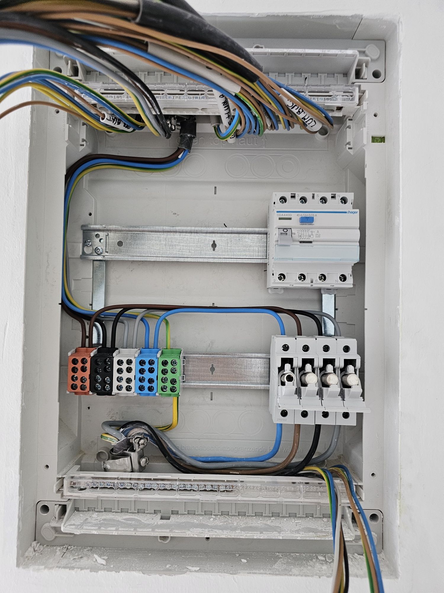 Electrician autorizat