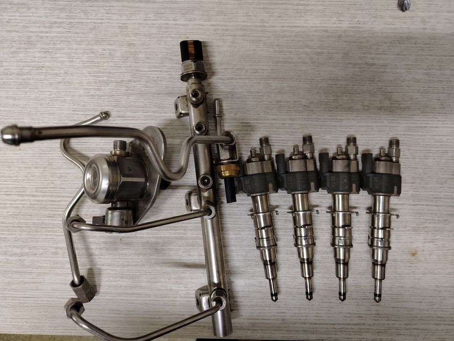 Injectoare BMW E90  cod motor N43B20A