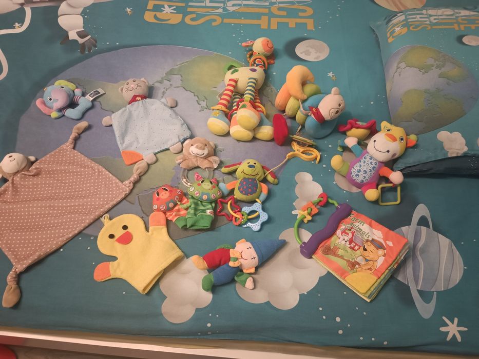 Плюшени и занимателни играчки