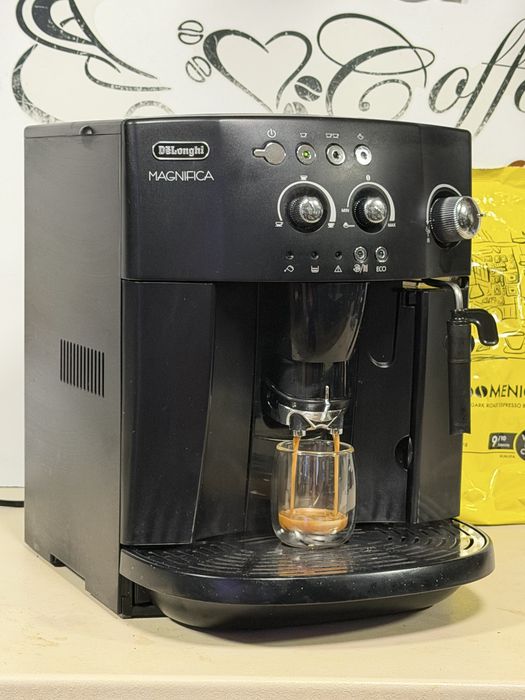 Кафемашина кафе автомат delonghi magnifica с гаранция