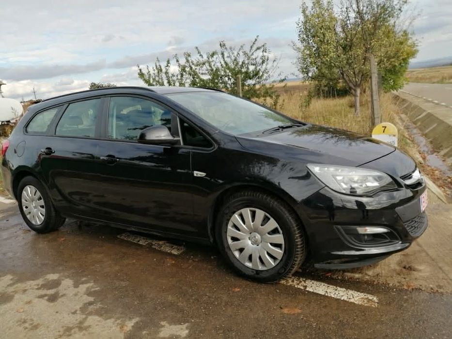 Opel Astra J sport
