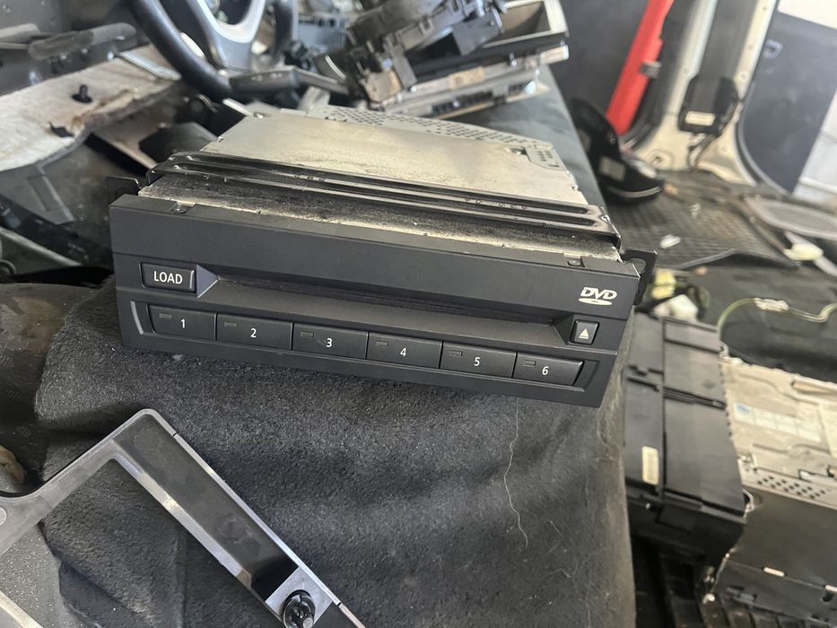 Двд чейнджър бмв х5/х6 е70/71 ( dvd changer bmw x5/x6 e70/71 )