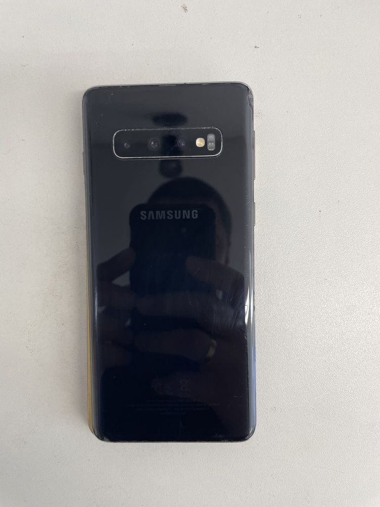 Samsung S10 на части