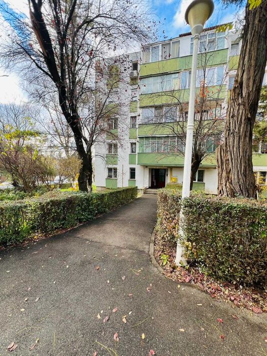 Urgent Vand Apartament 3 camera