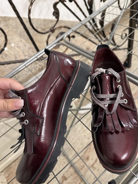 Pantofi oxford de la Marelbo