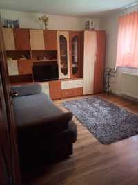 Persoana fizica vand Apartament 2 camere zona SF.Vineri