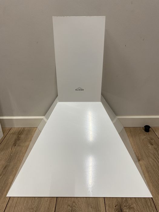 Продается Вытяжка ELIKOR