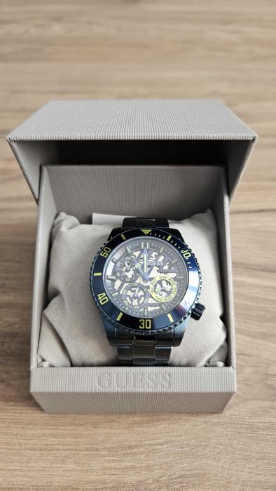 НОВ мъжки часовник GUESS