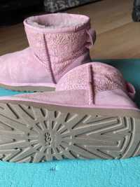 UGG Dama marimea 38