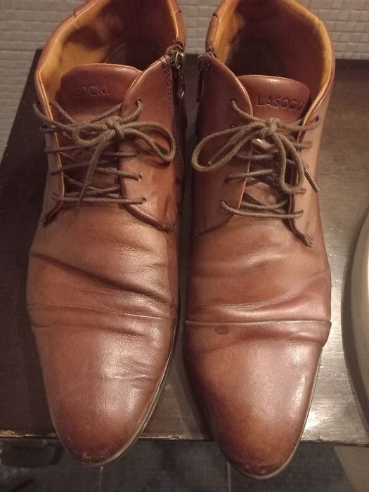 Зимни боти от естествена кожа