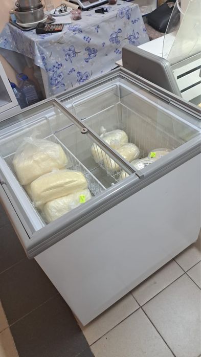 Морозильник витринный