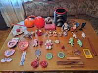 Игрушки ,Детские часы ,шкатулки ,статуэтки ,магнитики  и другое