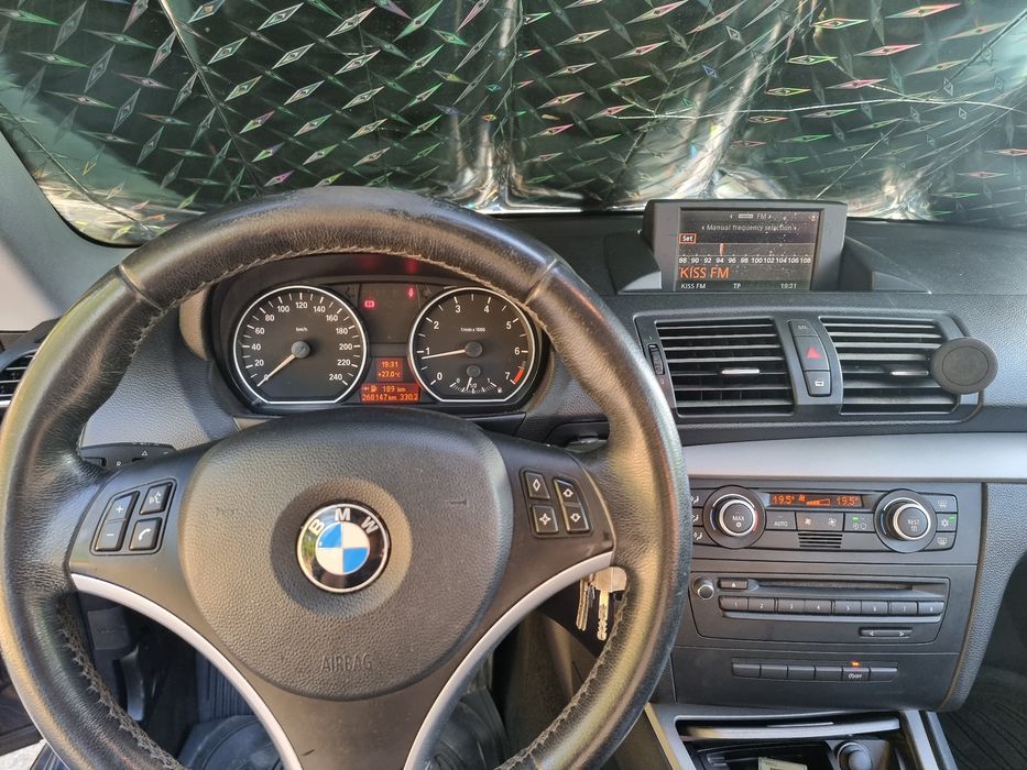 BMW 116i sau schimb cu remorca 750 kg