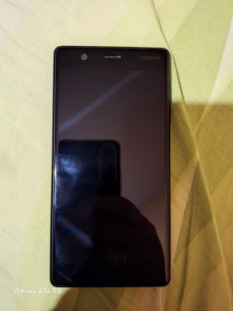 Продавам   Nokia 3