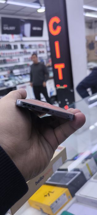 motorola edge 50 neo yangi 12/512