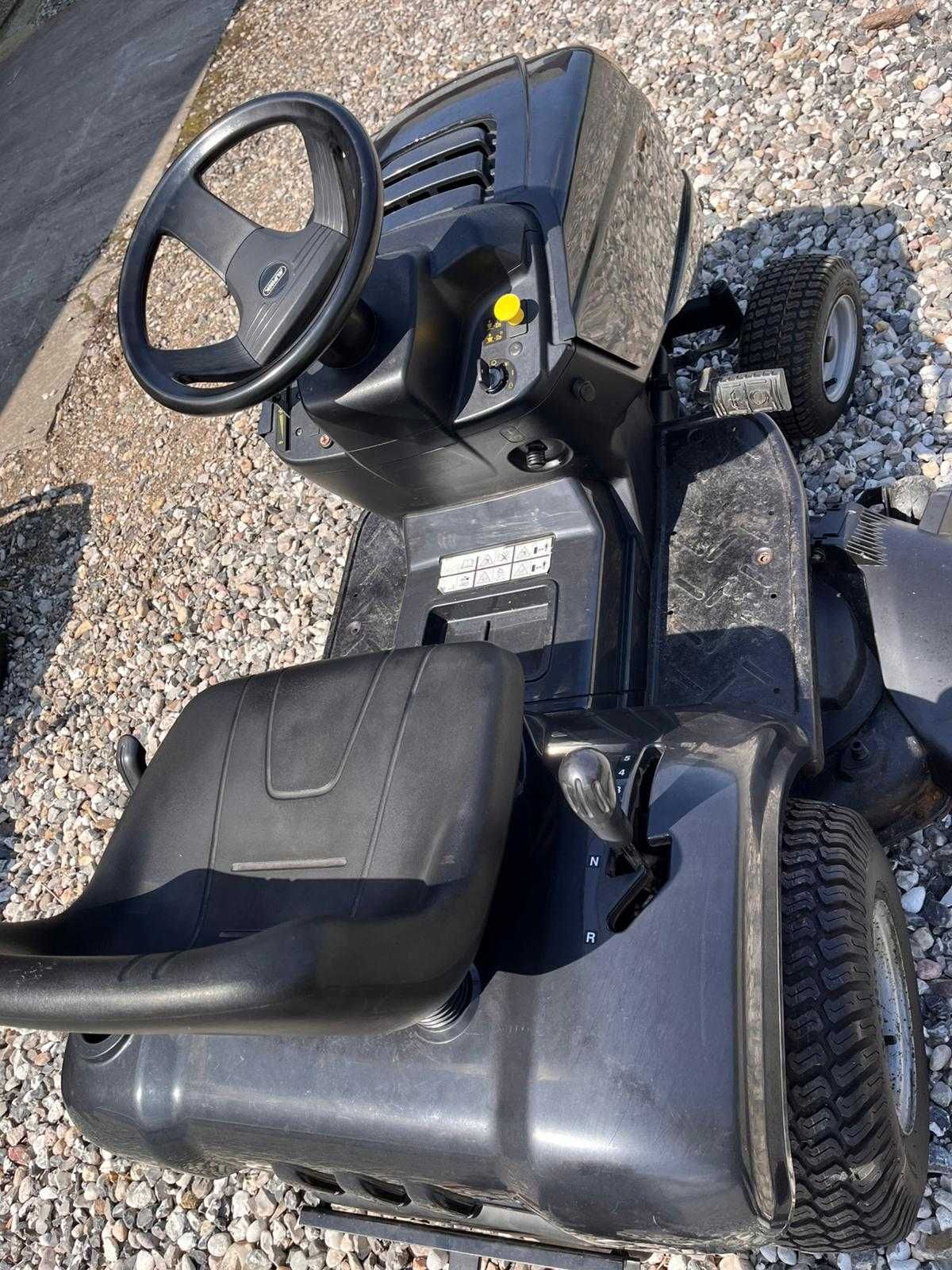 Vând tractoras de tăiat iarbă Alpina BT108 SD S/R