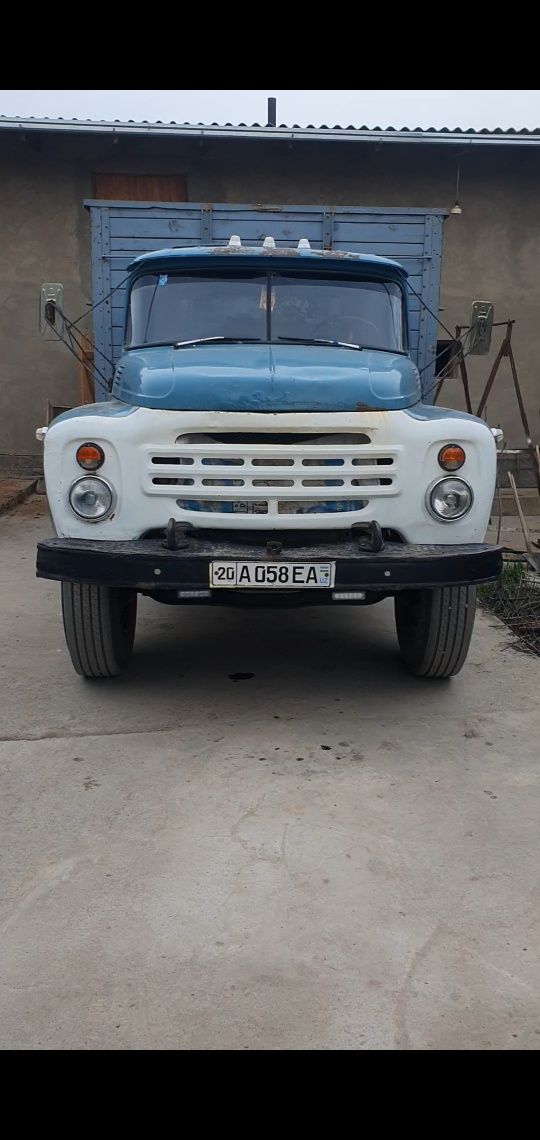 Zil 130 sotiladi yili 87 8000$