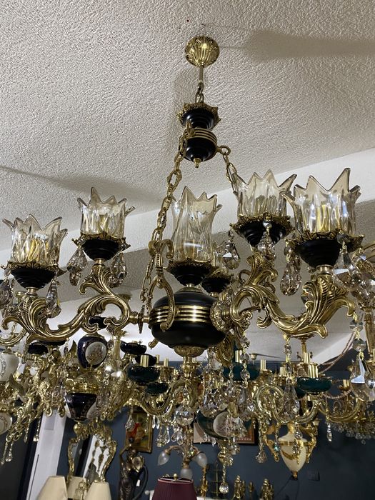 Candelabru/lustra/bronz masiv/emailat negru