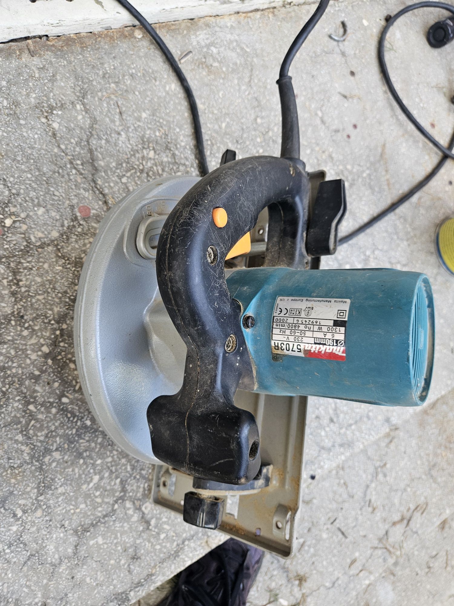 circular makita 1300 w