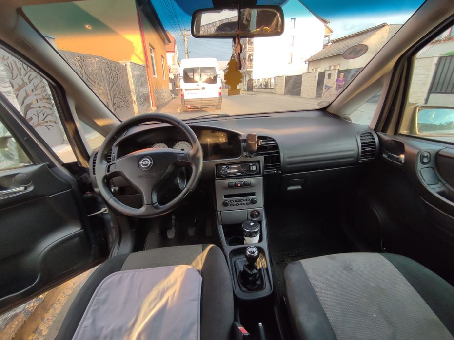 Opel Zafira 7 locuri 2.0 motorina