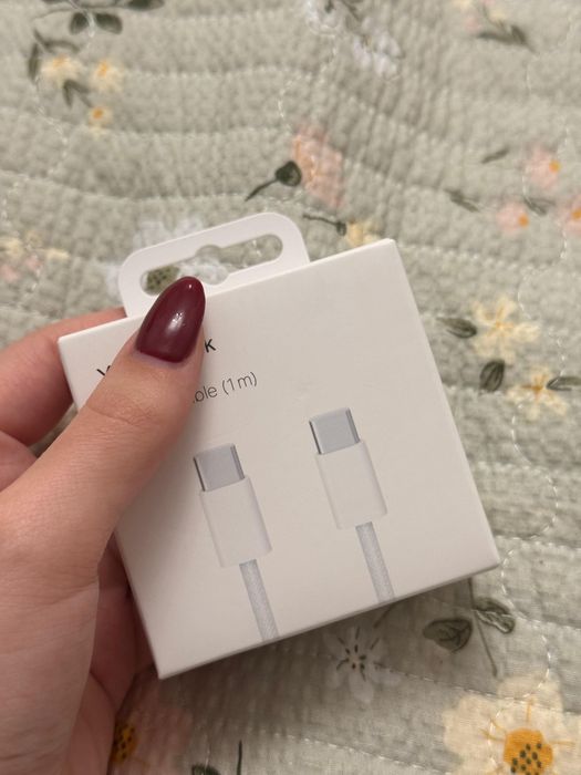 Продаю полу-оригинальный шнур