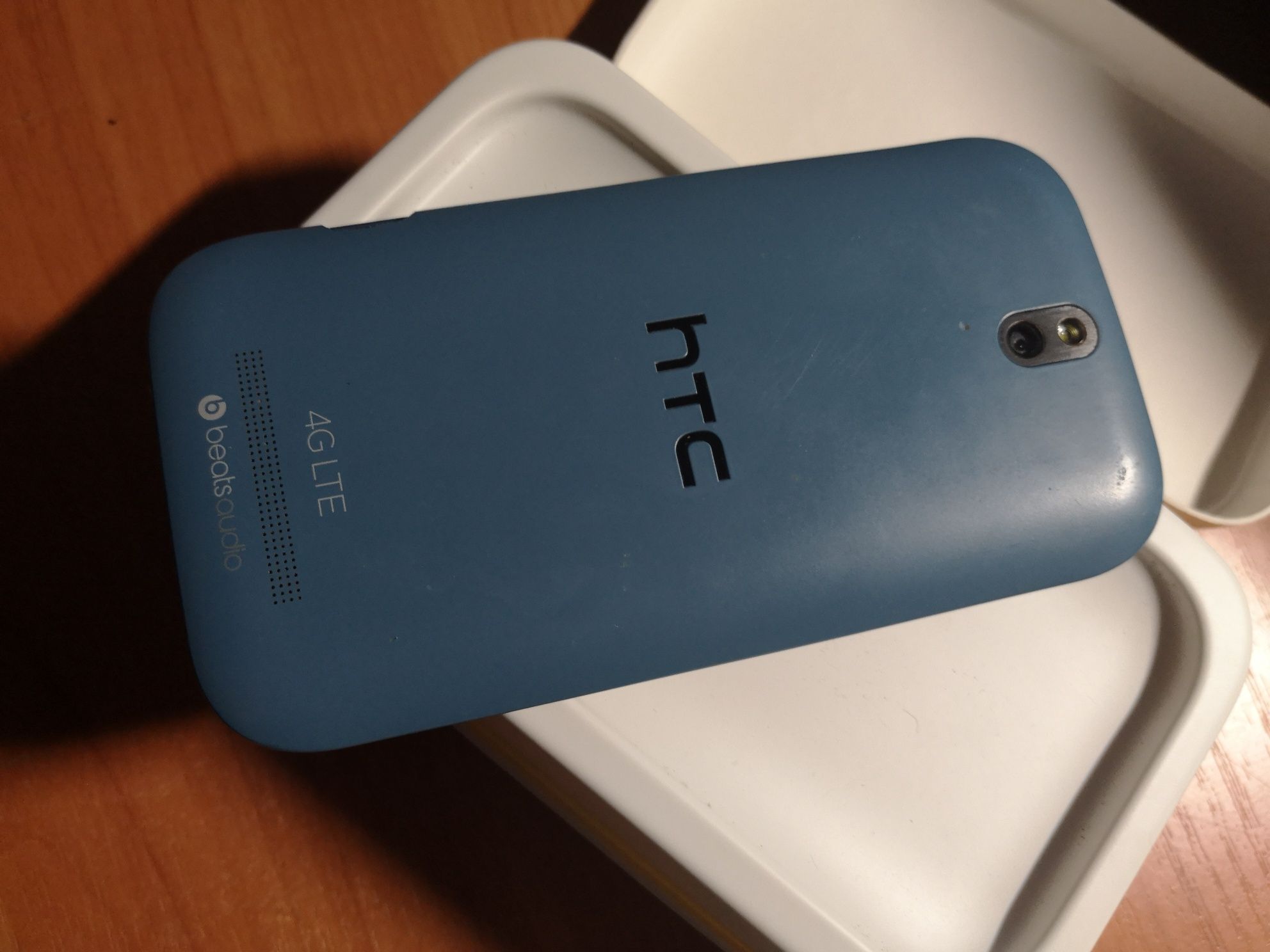 HTC One SV продам на запчасти