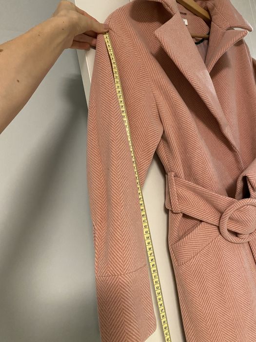 Palton - gros - roz - dungi - marime 36 - cu eticheta
