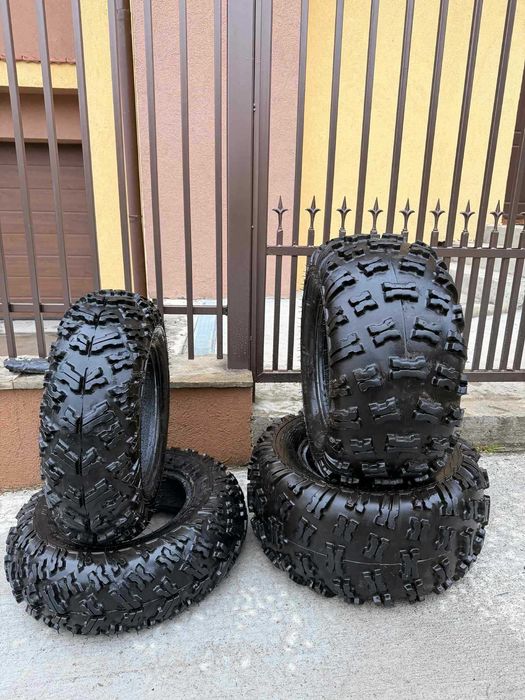 АТВ Гуми 25x10x12 / 25x8x12 ITP HOLESHOT