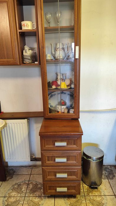 mobila bucutarie stare buna