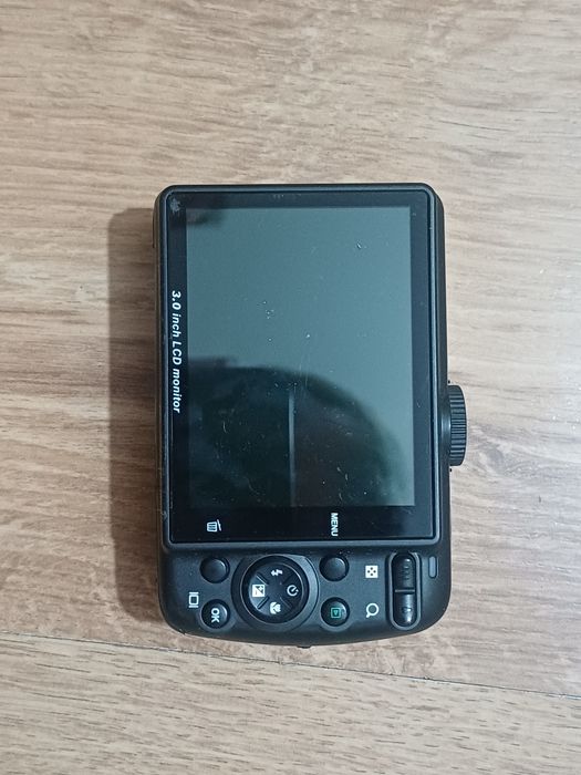 Aparat foto digital Ricoh Caplio RR770
Este perfect functional
Foloses