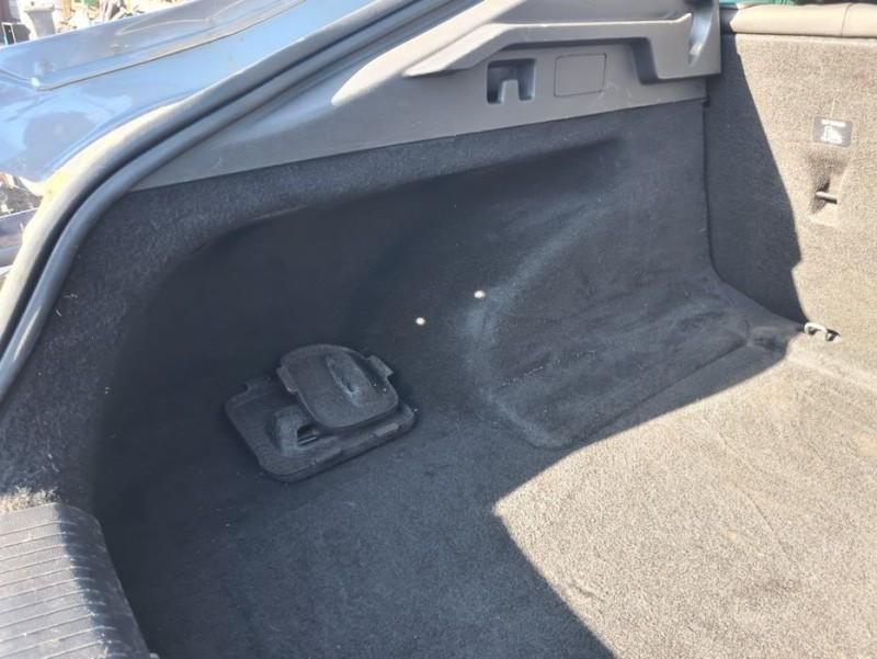Capitonaj portbagaj aripa spate Opel Insignia B