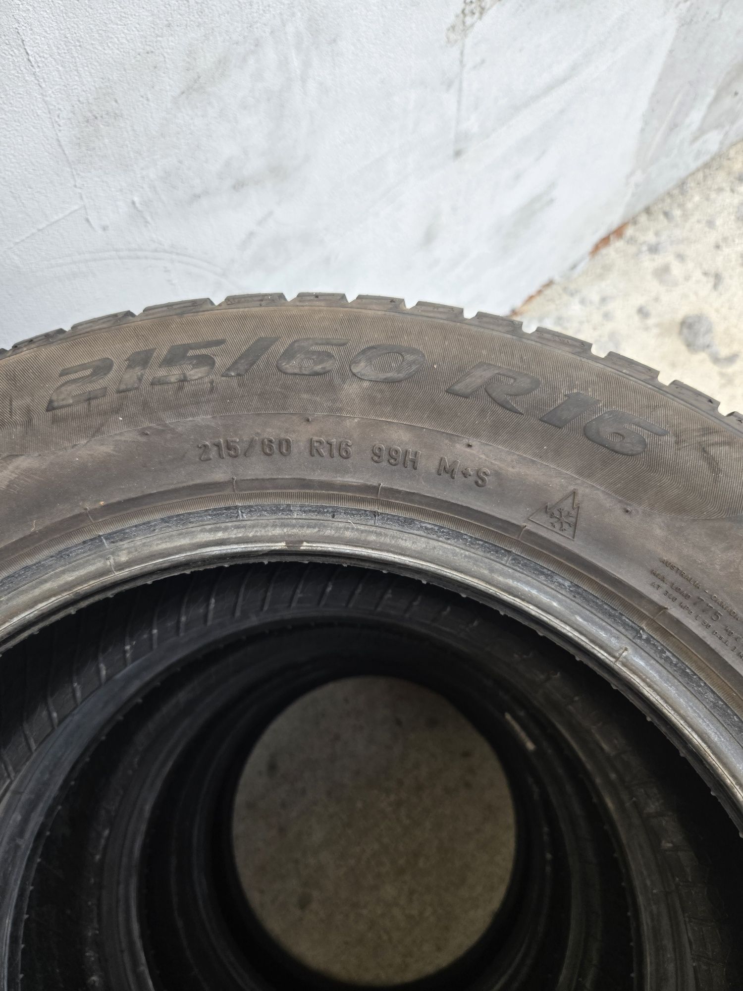 4 бр. Зимни гуми 215.60.16 PIRELLI