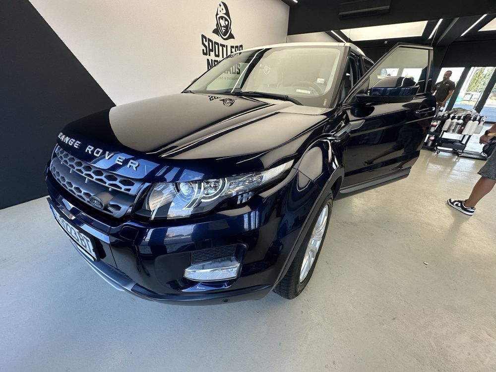 Еднорог Land Rover Evoque 2.2 2015