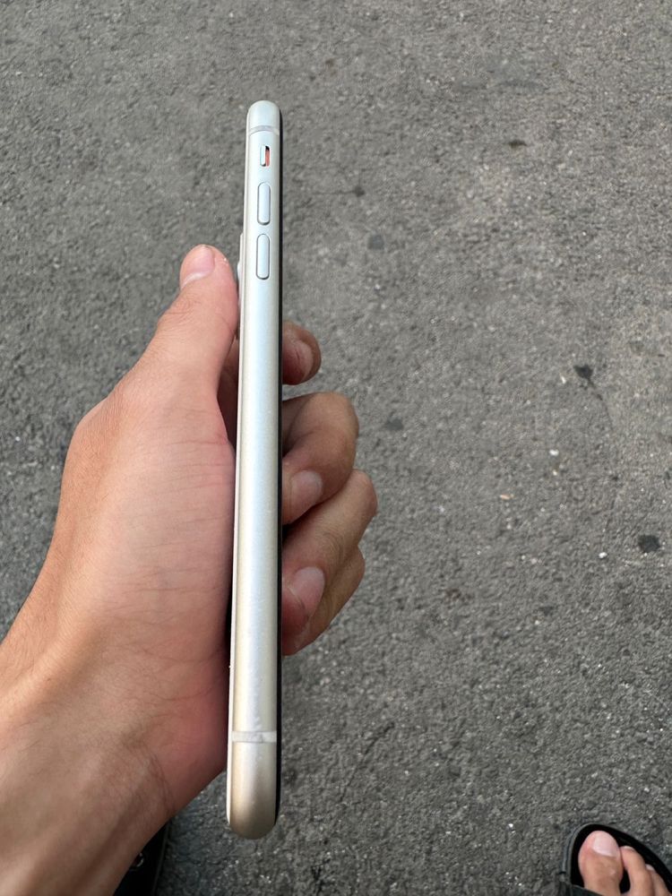 iPhone 11,идеал