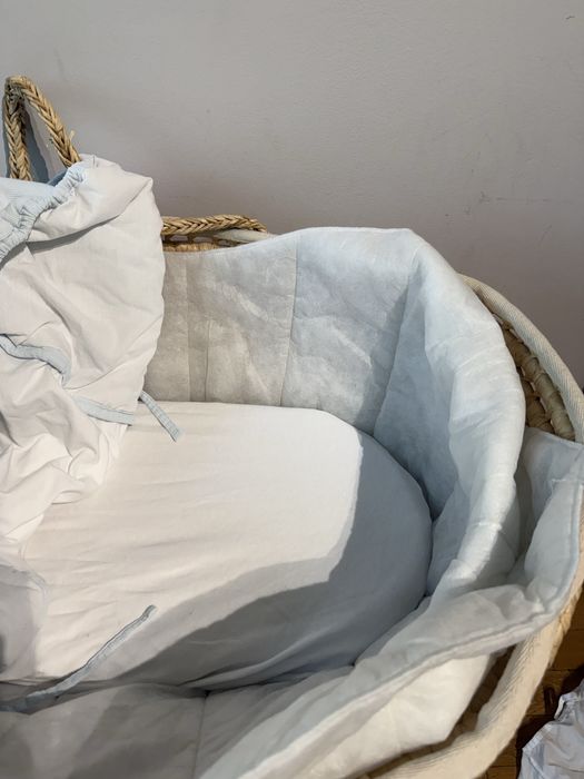 Бабешка плетена кошница (до 6 м) Moses basket + комплекти чаршафи