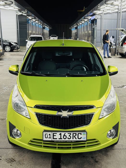 Spark 3-pazitsiya M/T Mexanika gaz salatviy yashil