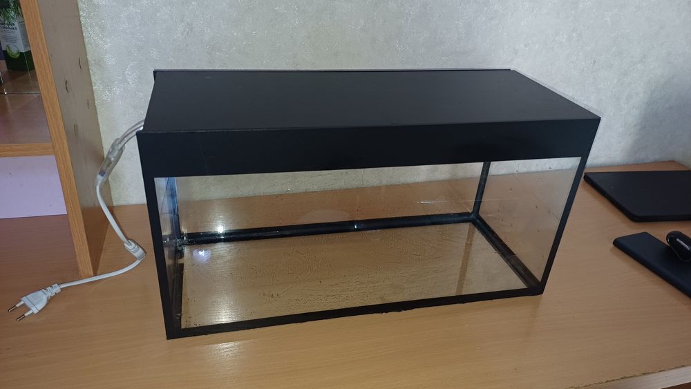 Продается аквариум в хорошем состоянии 25 литров