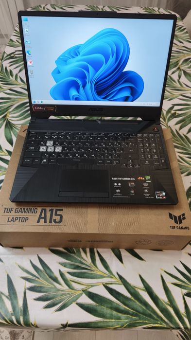 Игровой ноутбук Asus