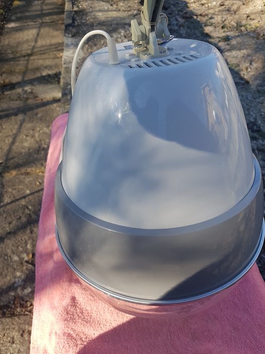 Uscător par tip cască Rowenta nou.