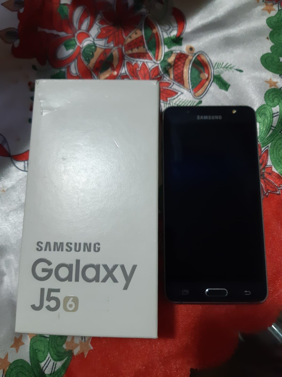 Telefon mobil Samsung Galaxy J5, Dual Sim, 16GB, Black