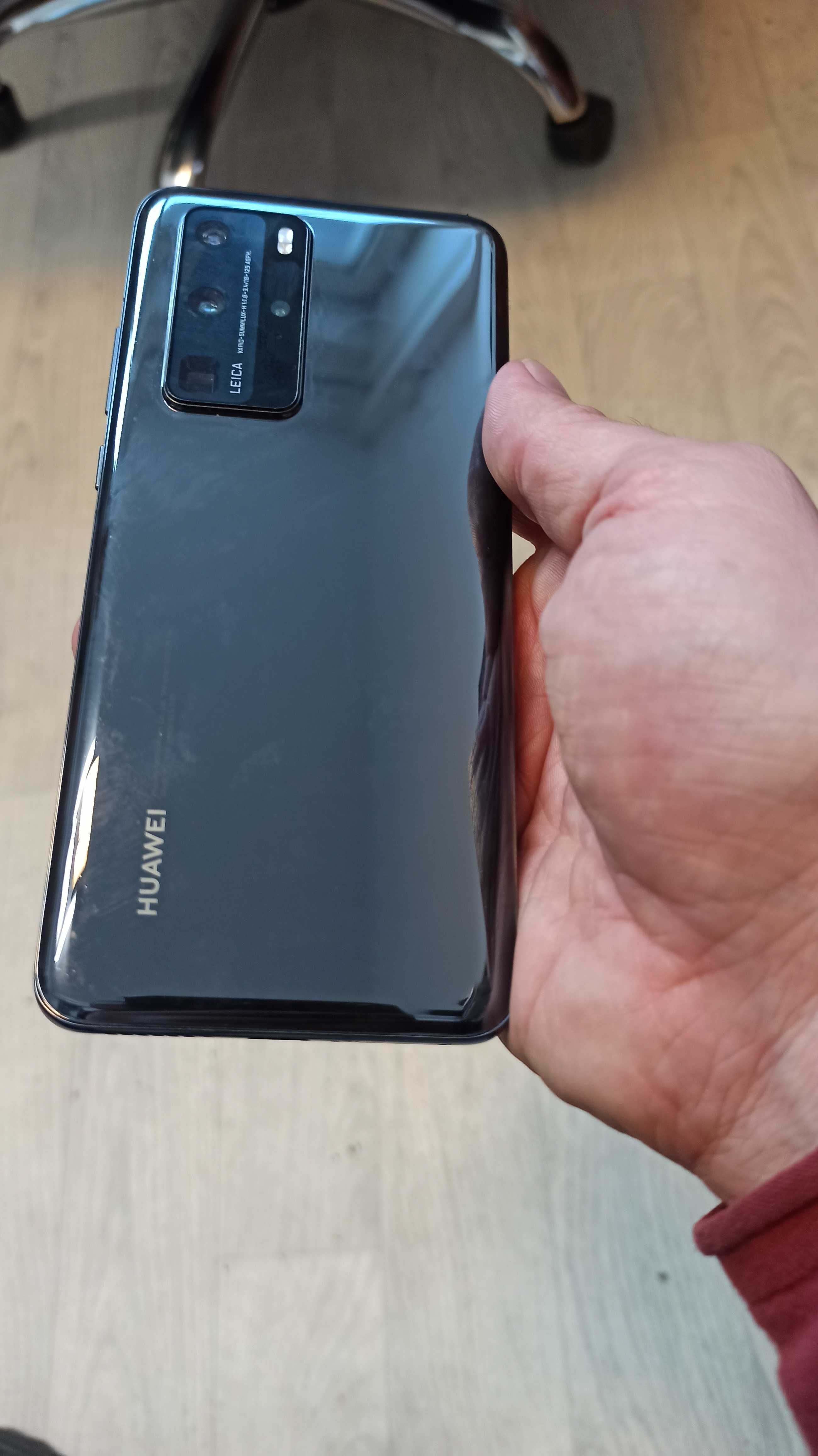 Huawei P40 pro + зарядно и кабел