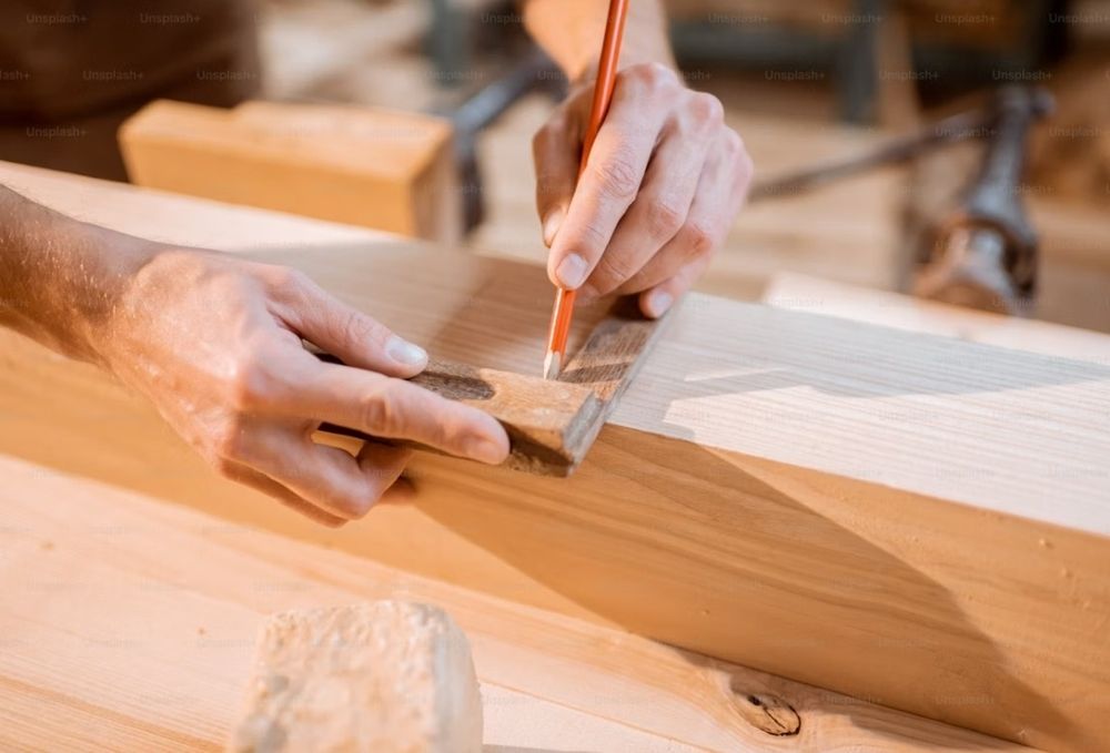 Tâmplar / reparații și intreținere/ montaj usi