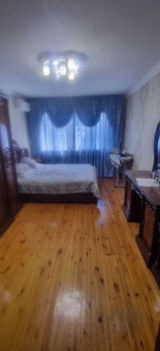 Срочно Продаётся Кушбеги 4/4/9 с мебелью техникой ремонт средний !