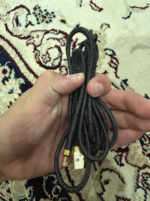 USB шнурок Айфон.2 метра