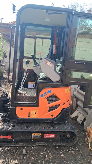 Escavator Lubeck W183 nou 1,8t cuplaj rapid picon,3cupe garanție 2 ani