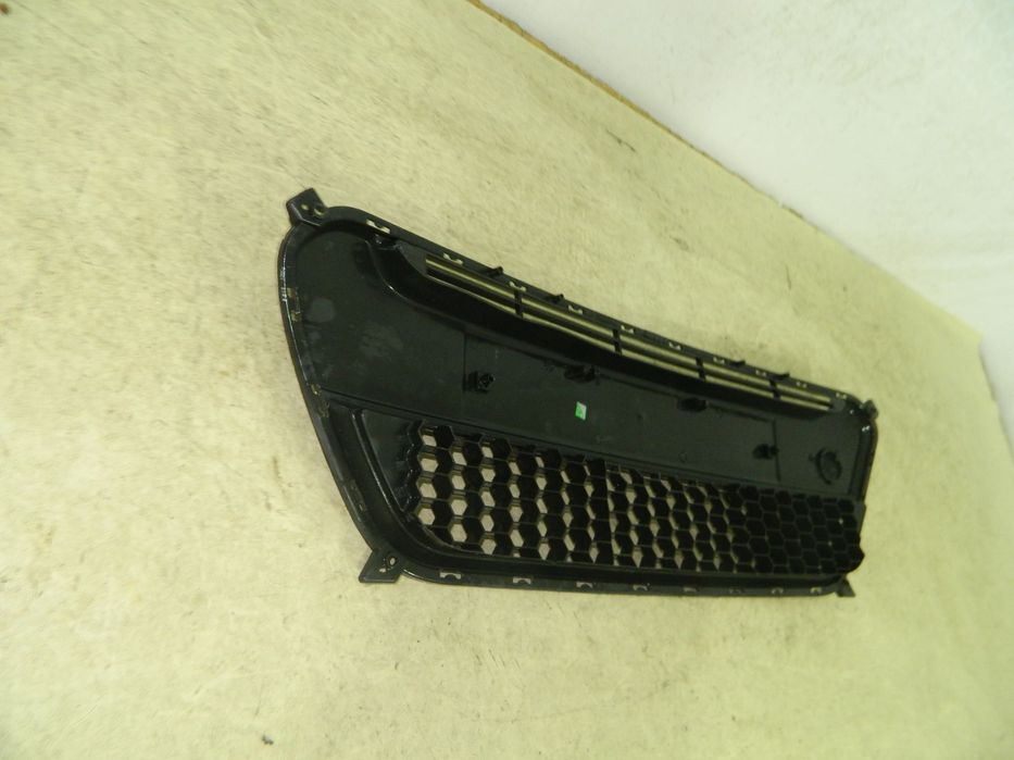 Grila centrala bara fata, Kia Picanto, 2011, 2012, 2013, 2014, 2015, 86569-1Y000