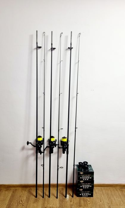 SET 3 Lansete Crap FL VIPER 3.90m 3.5 LBS + 3 Mulinete AVIATOR DP70