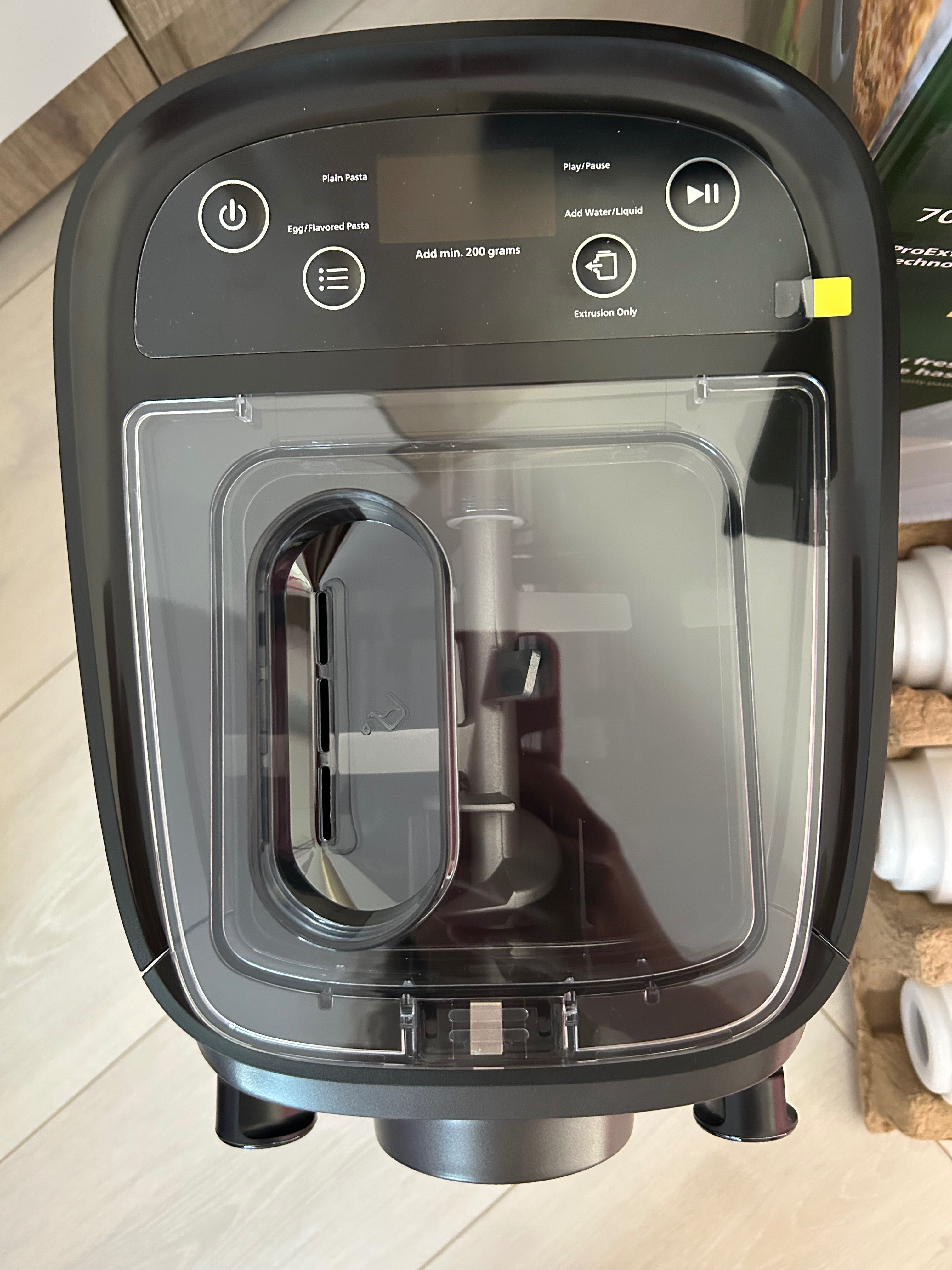 Уред за паста на марката  philips