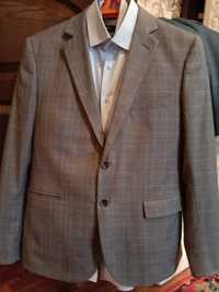 Пиджак мужской 48-50 размера