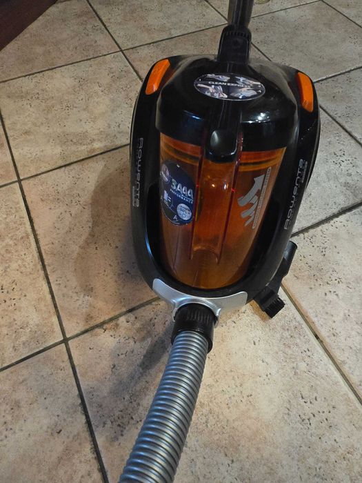 Прахосмукачка Rowenta compact power cyclonic